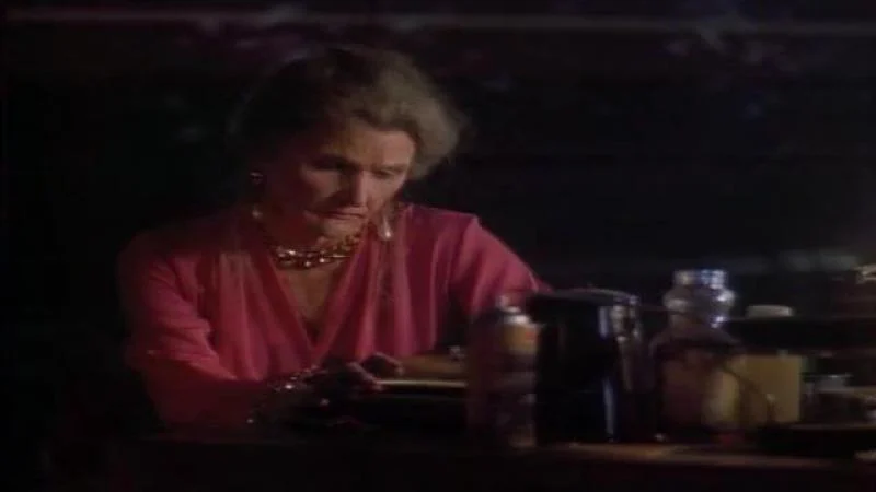 Кадры из сериала Байки из склепа (1989)
