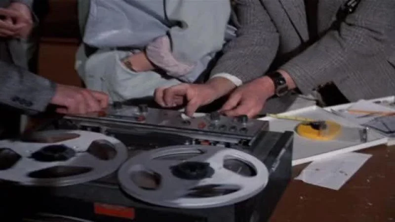 Кадры из сериала Детективное агентство «Лунный свет» (1985)